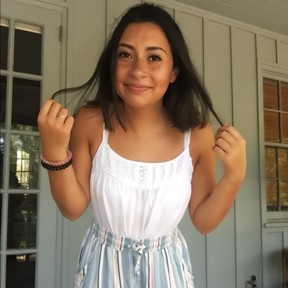 Meet your Posher, Carolina